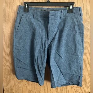 Men’s golf shorts, size 30, new